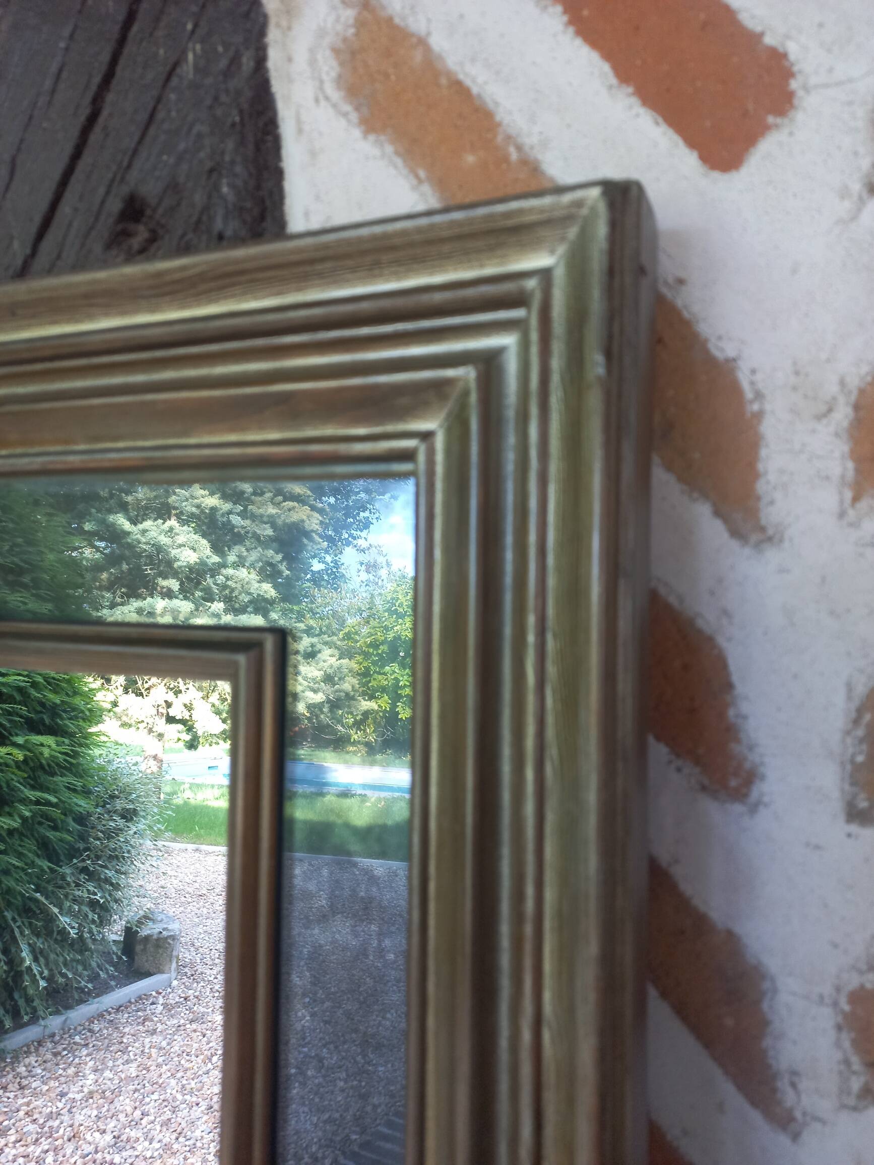 Large mercury mirror