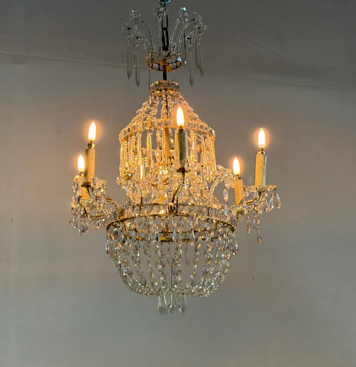 Crystal bead lustre, 19th century