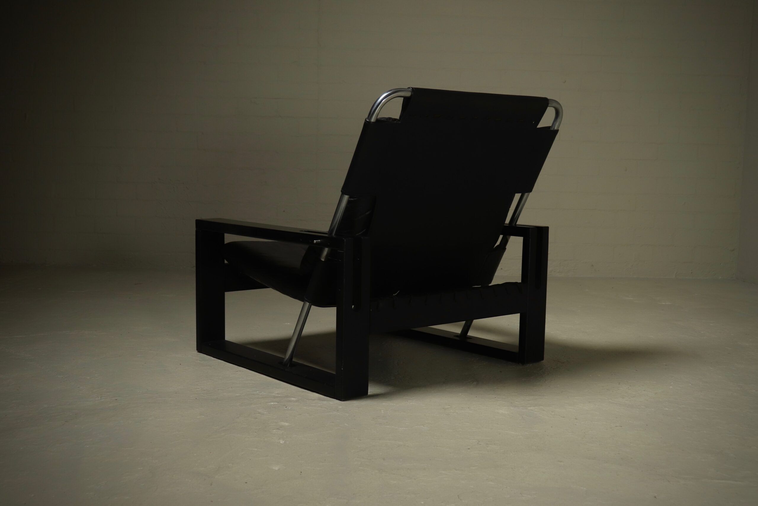 Brutalist lounge chair by Sonja Wasseur 1970s