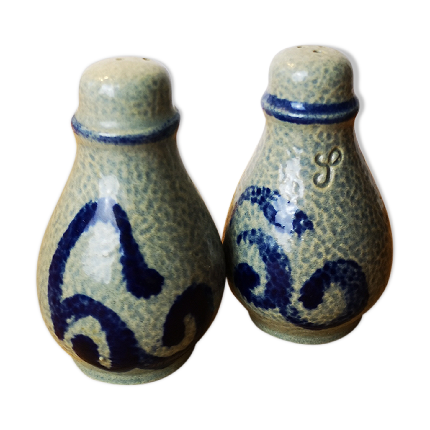 Blue-grey vintage sandstone pepper shakers
