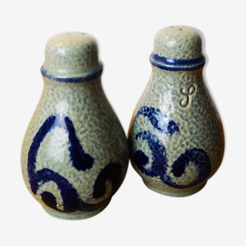 Blue-grey vintage sandstone pepper shakers