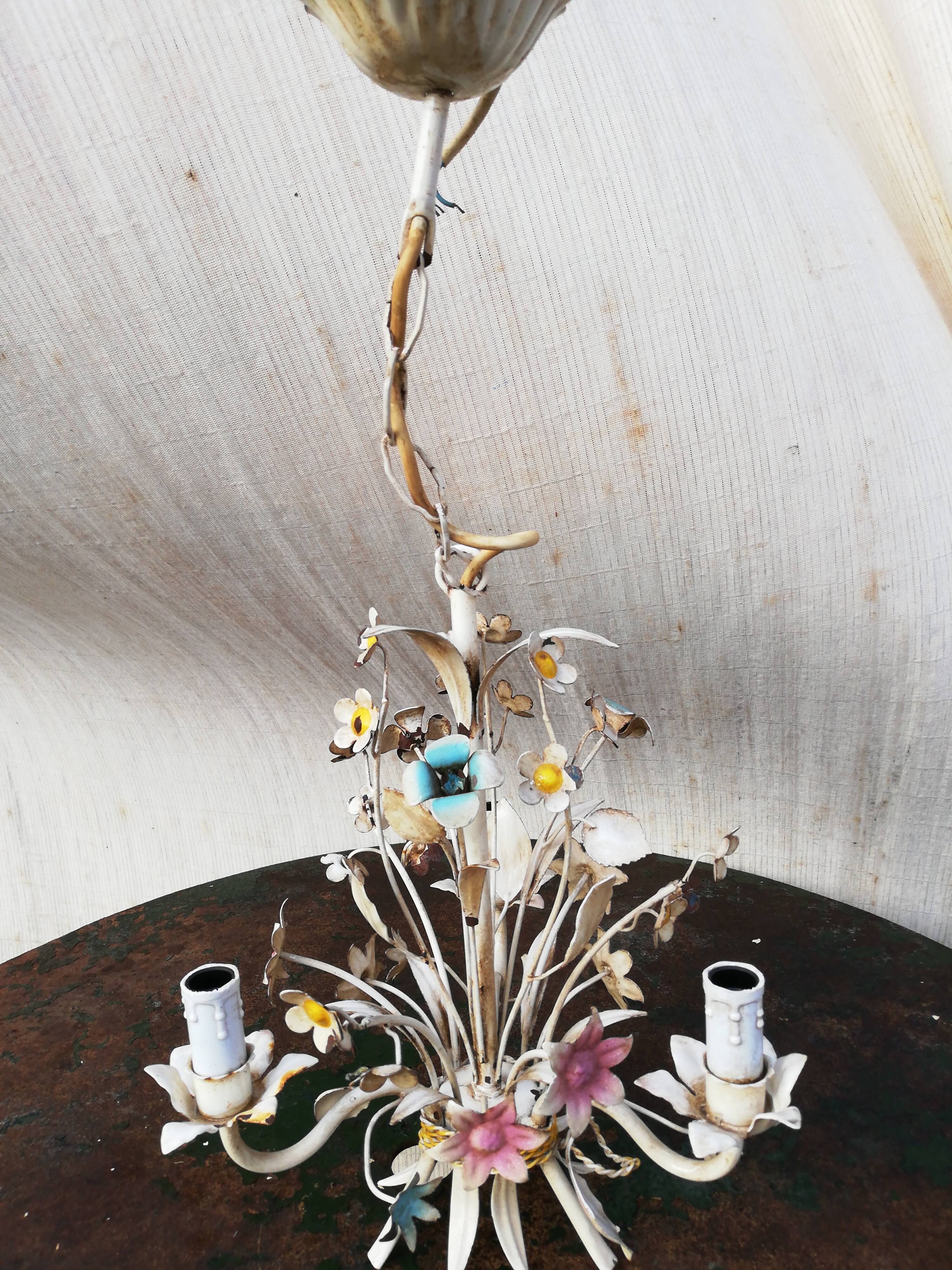 Lustre à fleurs années 70