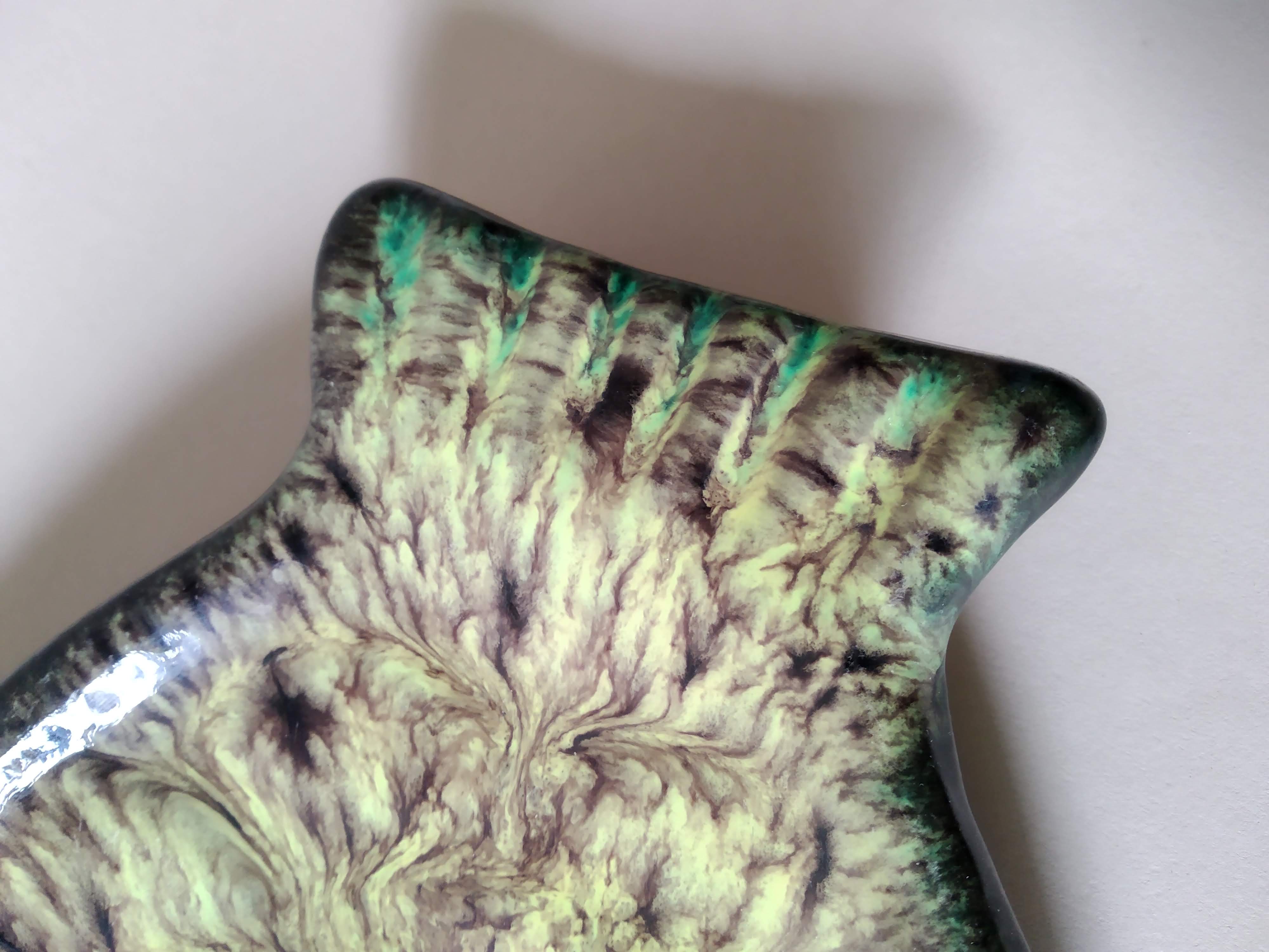Ceramic dish by Marius Giuge Vallauris