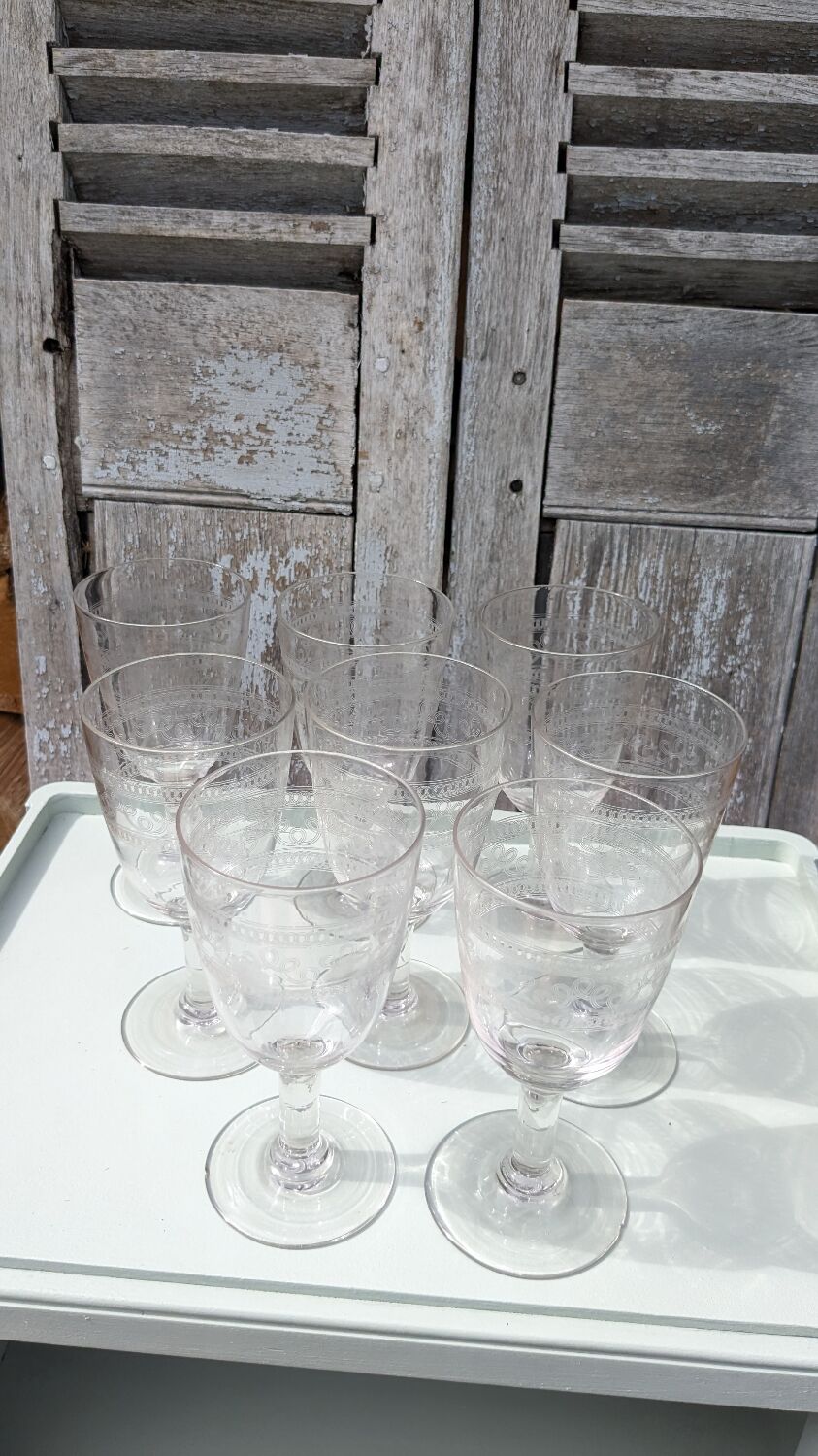 Verres en cristal gravés