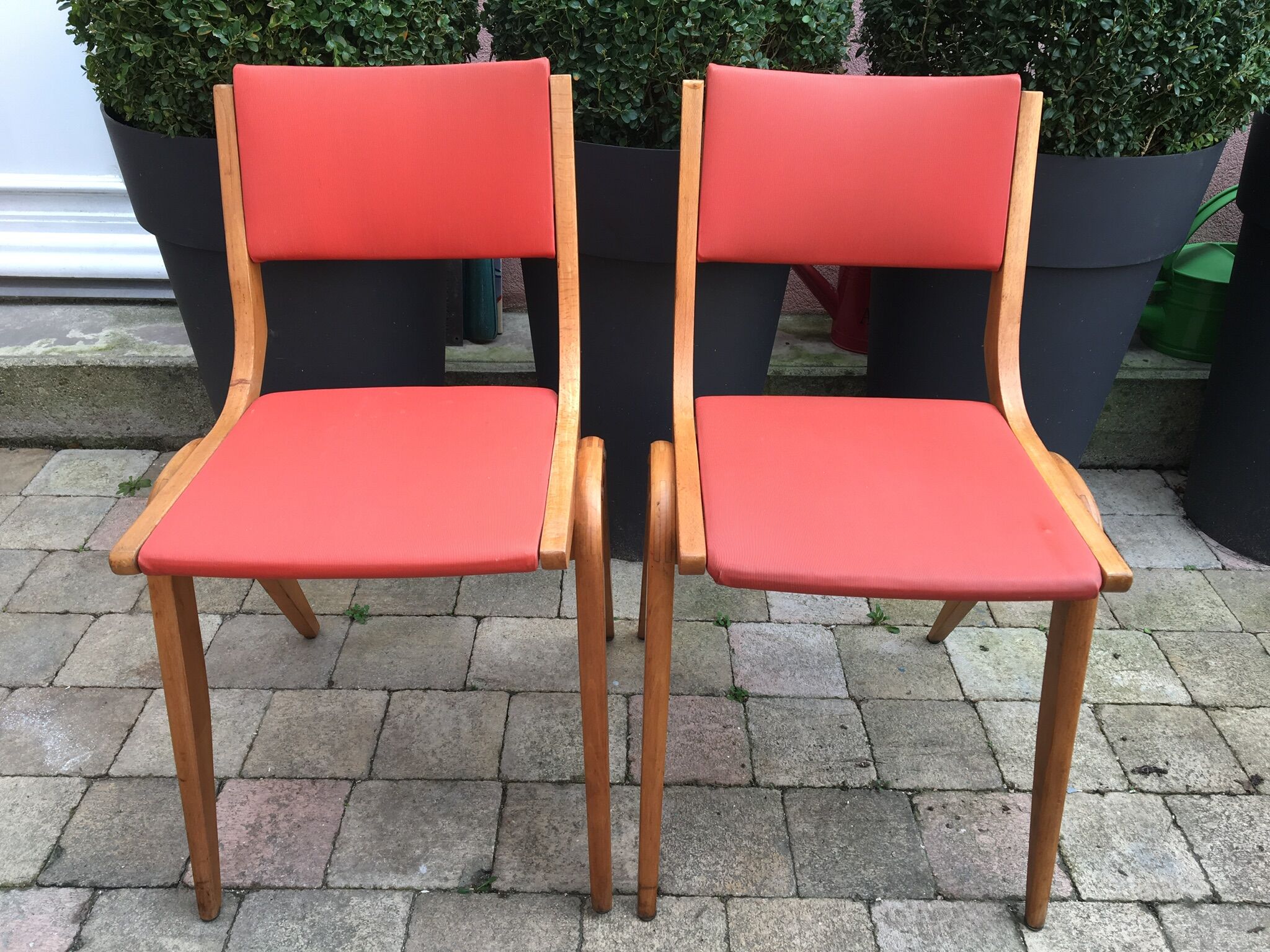 Scandinavian chairs 50