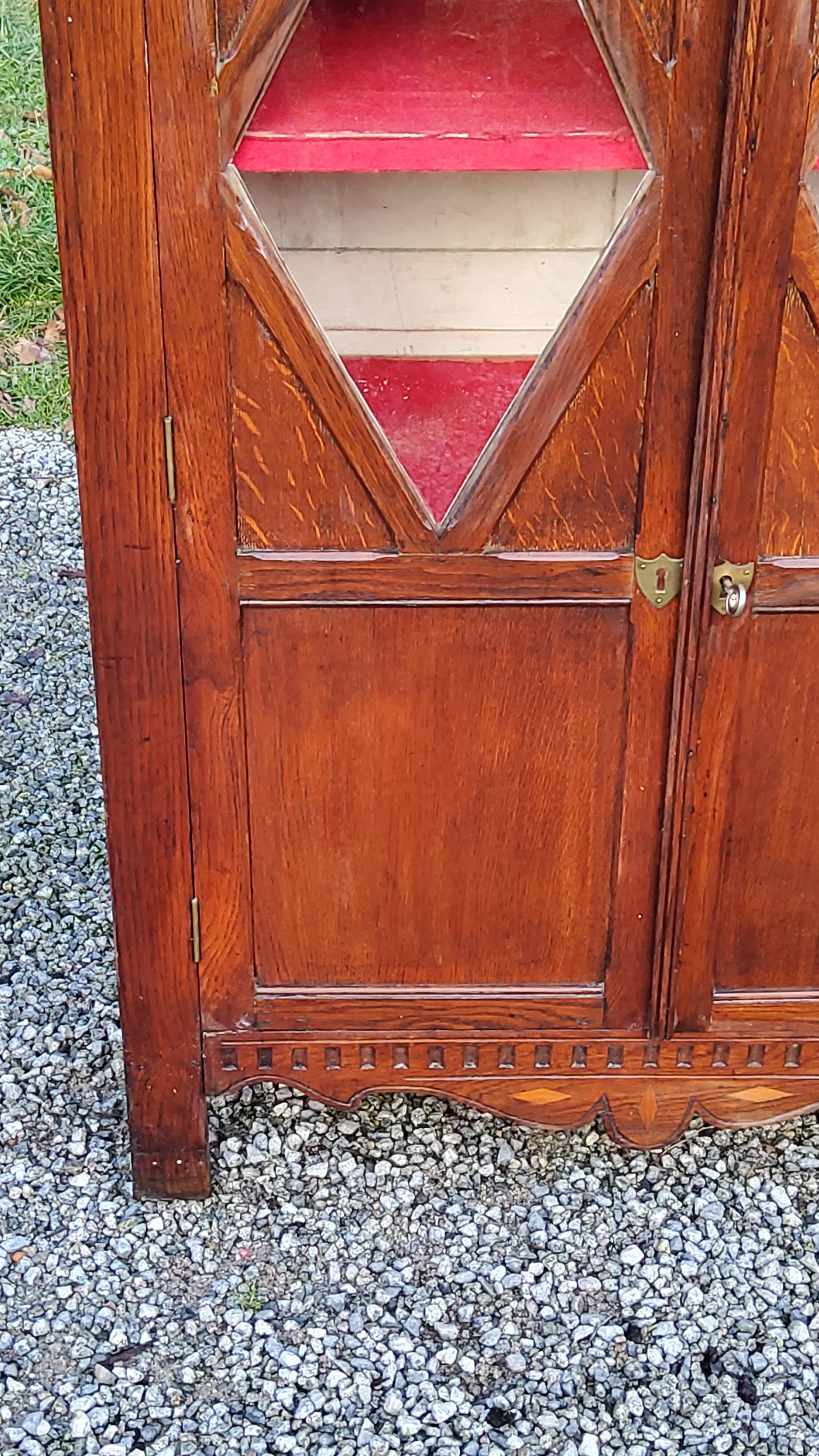 Library in solid oak and walnut, late 19th century