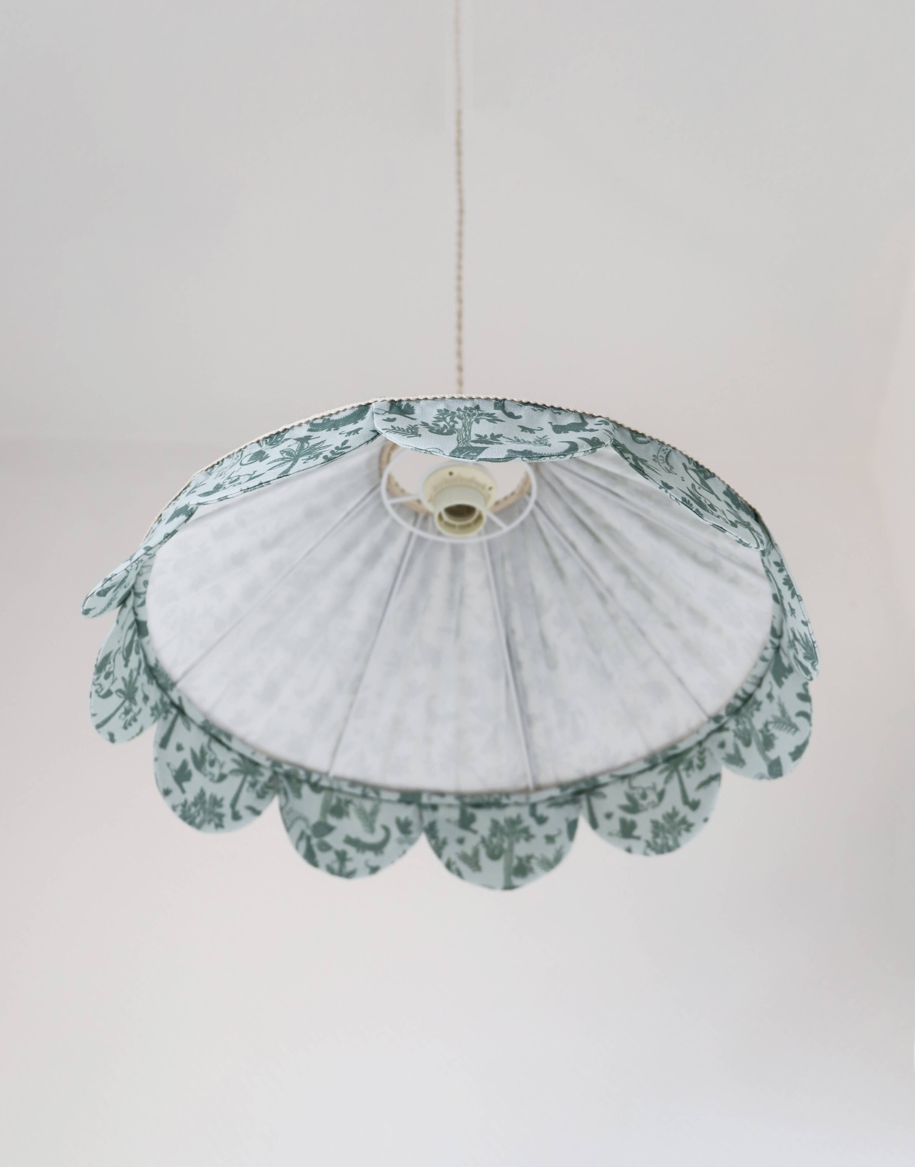 Suspension textile conique avec finition pétales Mika "savanne"