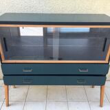 Showcase vintage compass feet