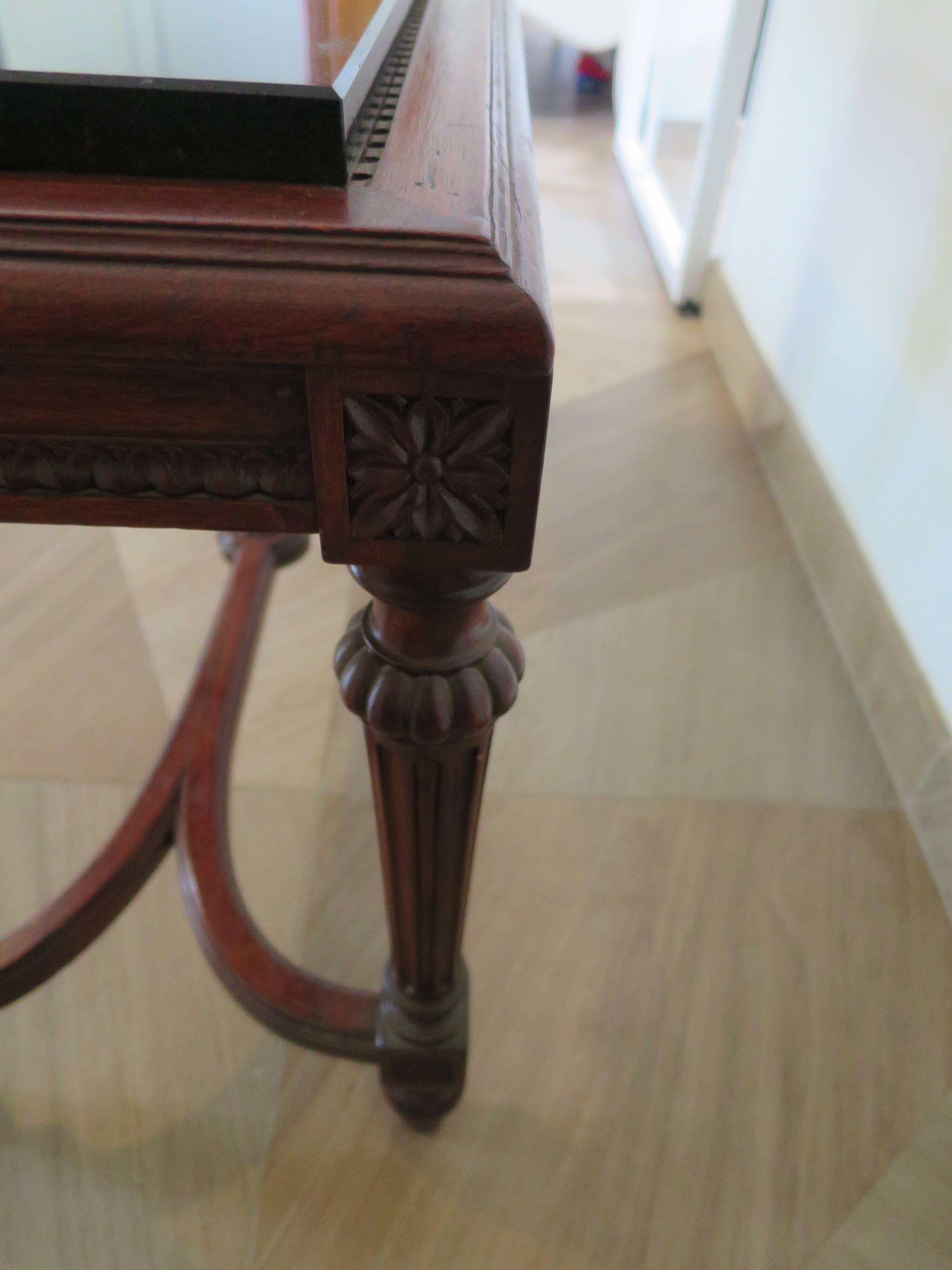 Coffee table - black marble top - Louis XIII style - H-shaped crossbar base