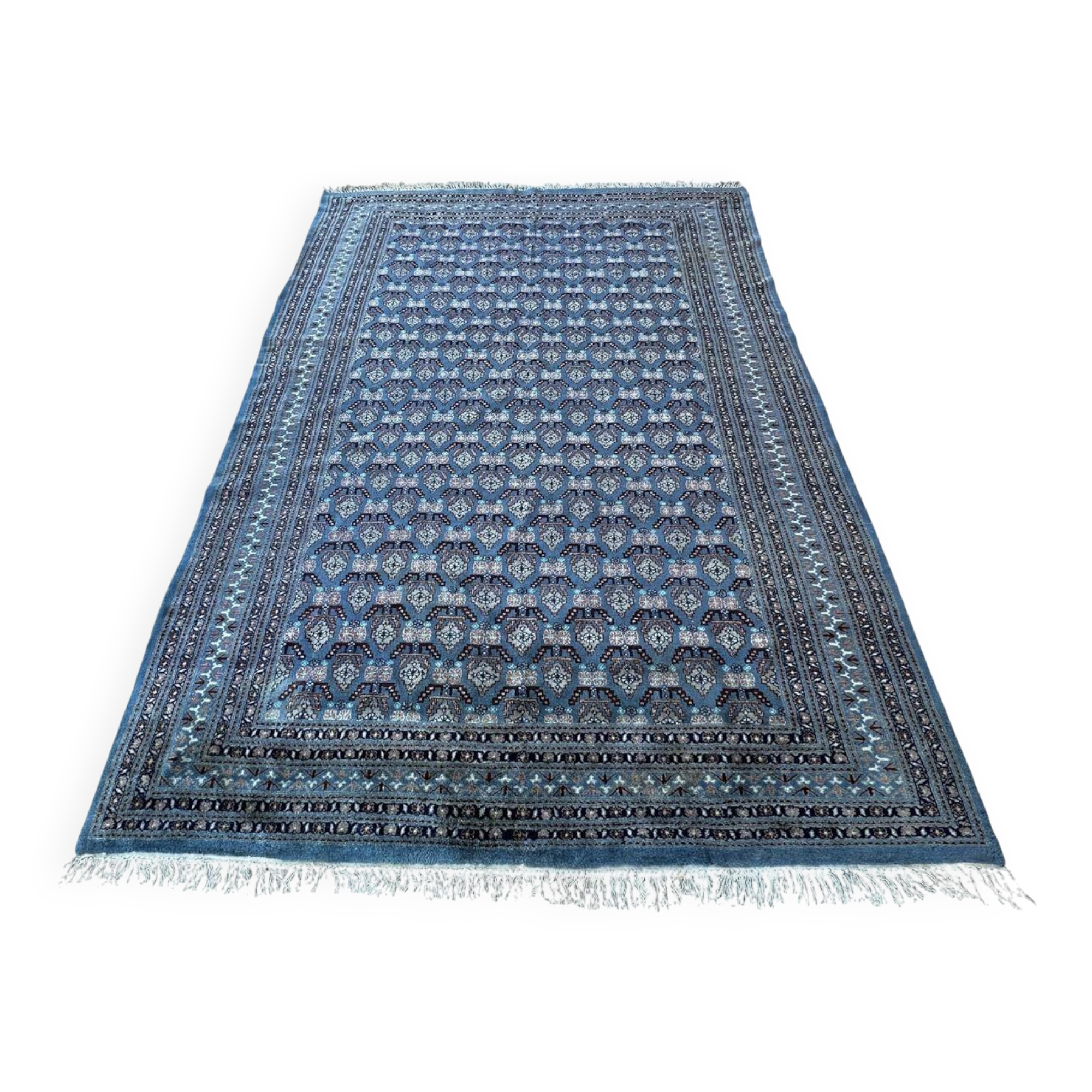 Handmade Pakistani rug 2m x 3m