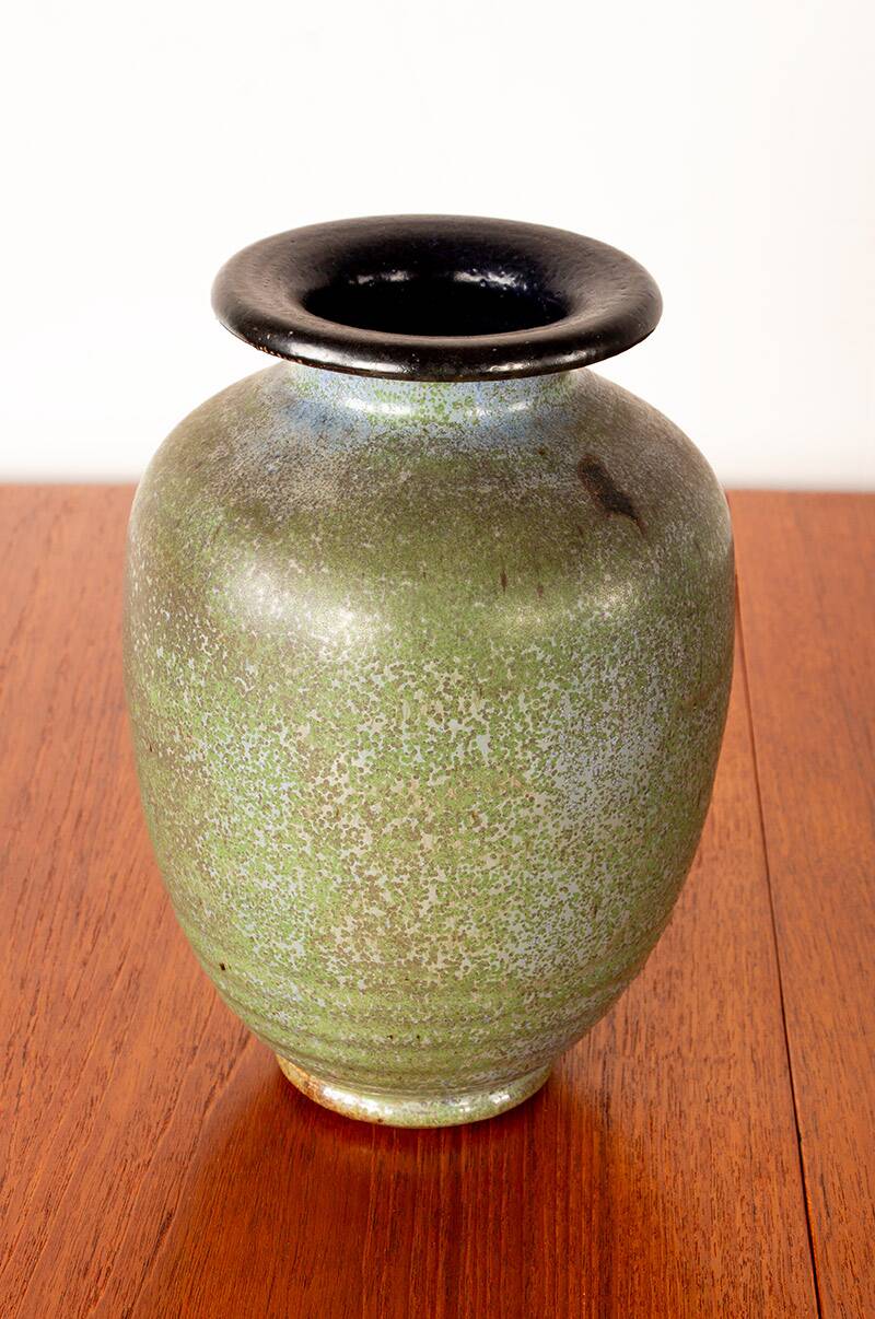 Art Deco vase, in green glazed stoneware, Roger Guérin 1930.