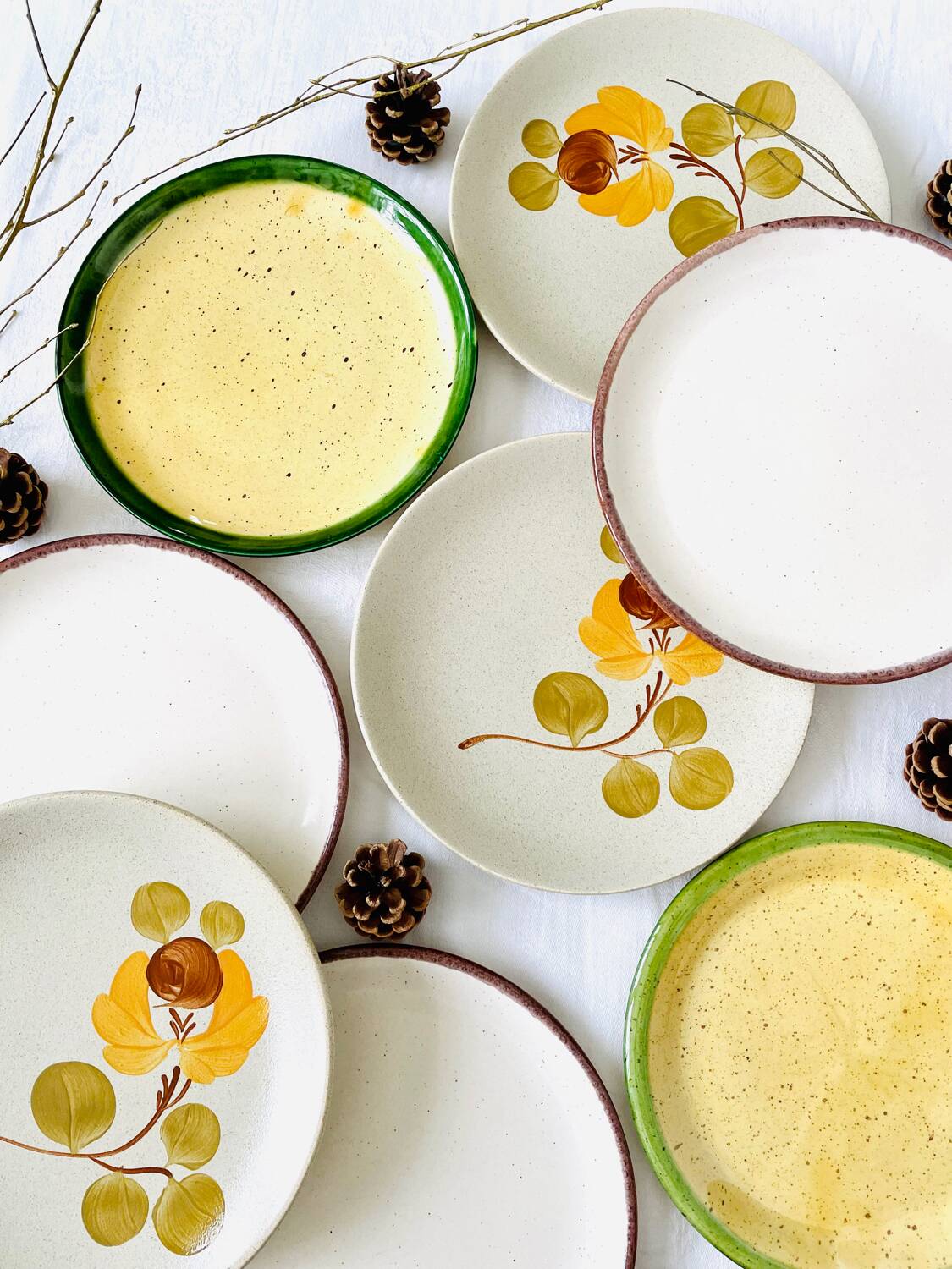 Set of 8 mismatched vintage dessert plates