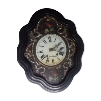 Horloge oeil de boeuf