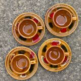 4 coffee cups bistro