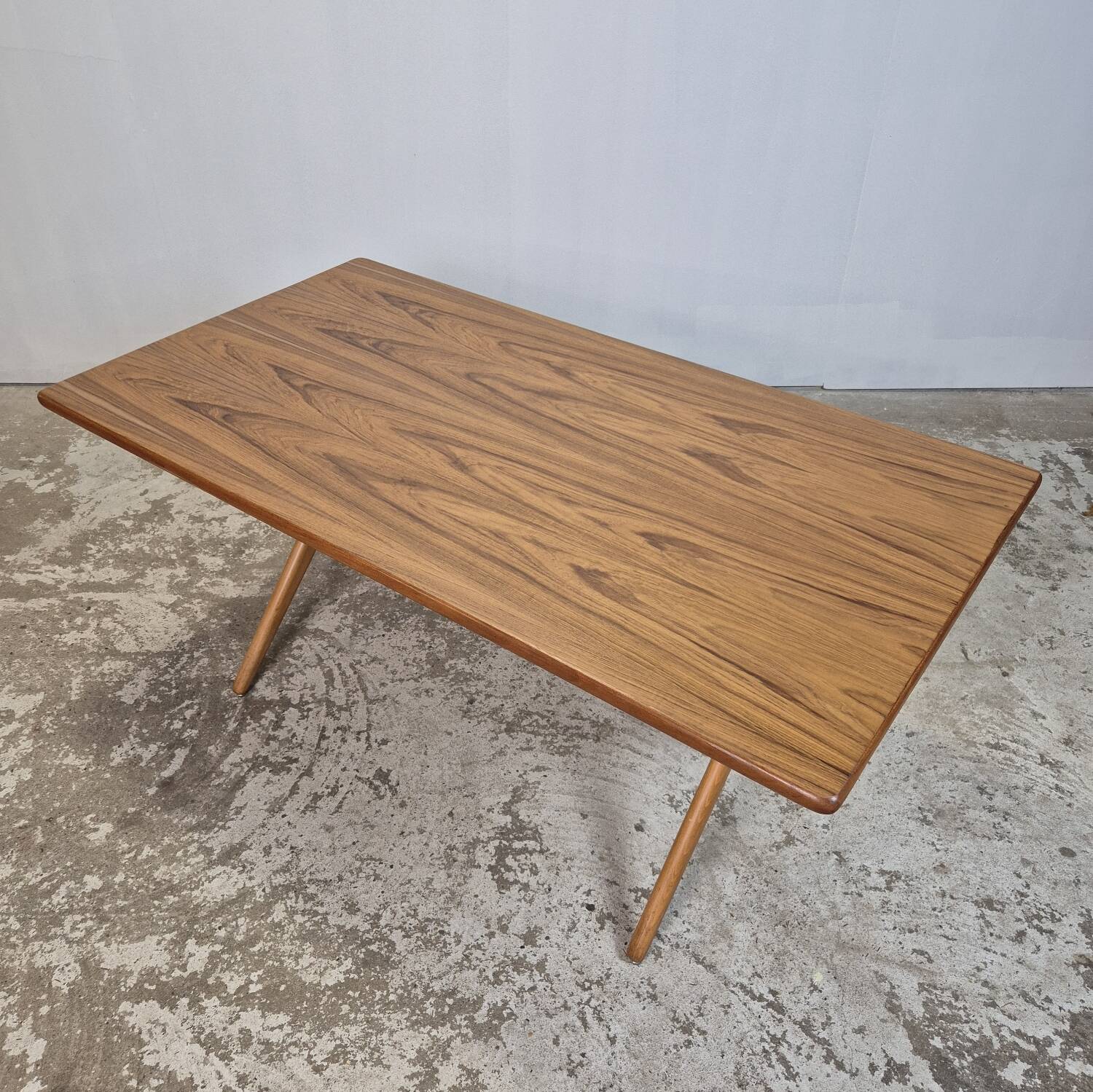 Hans Wegner, AT-303 Sawbuck vintage 1950s Danish dining table