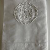 19th century XXL sheet in linen thread embroidered with polka dots Width 260cm