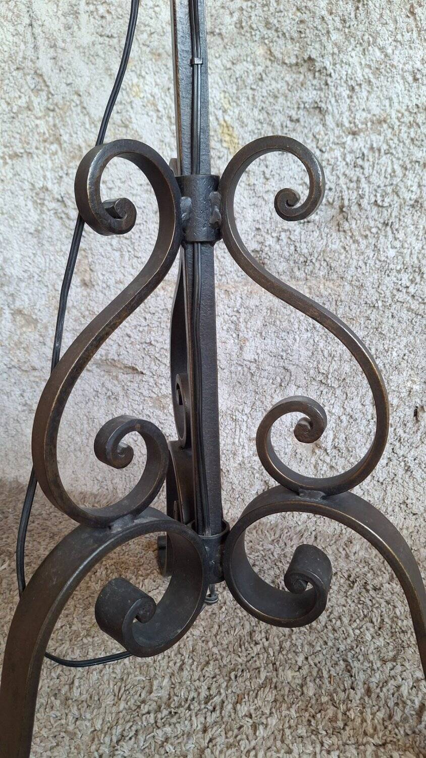 Wrought iron tripod floor lamp from the early 20th century – classical style
