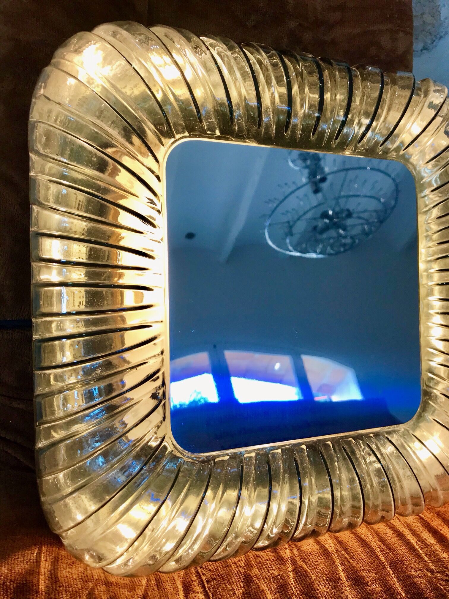 Miroir avec lampe en verre des années 1960