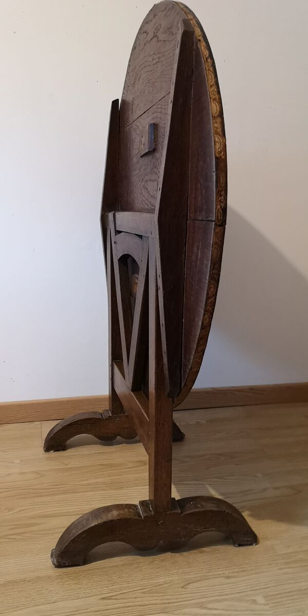 Table de vigneron ronde dessus cuir d'origine incrustation dorée