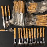 Stainless & bamboo cutlery service