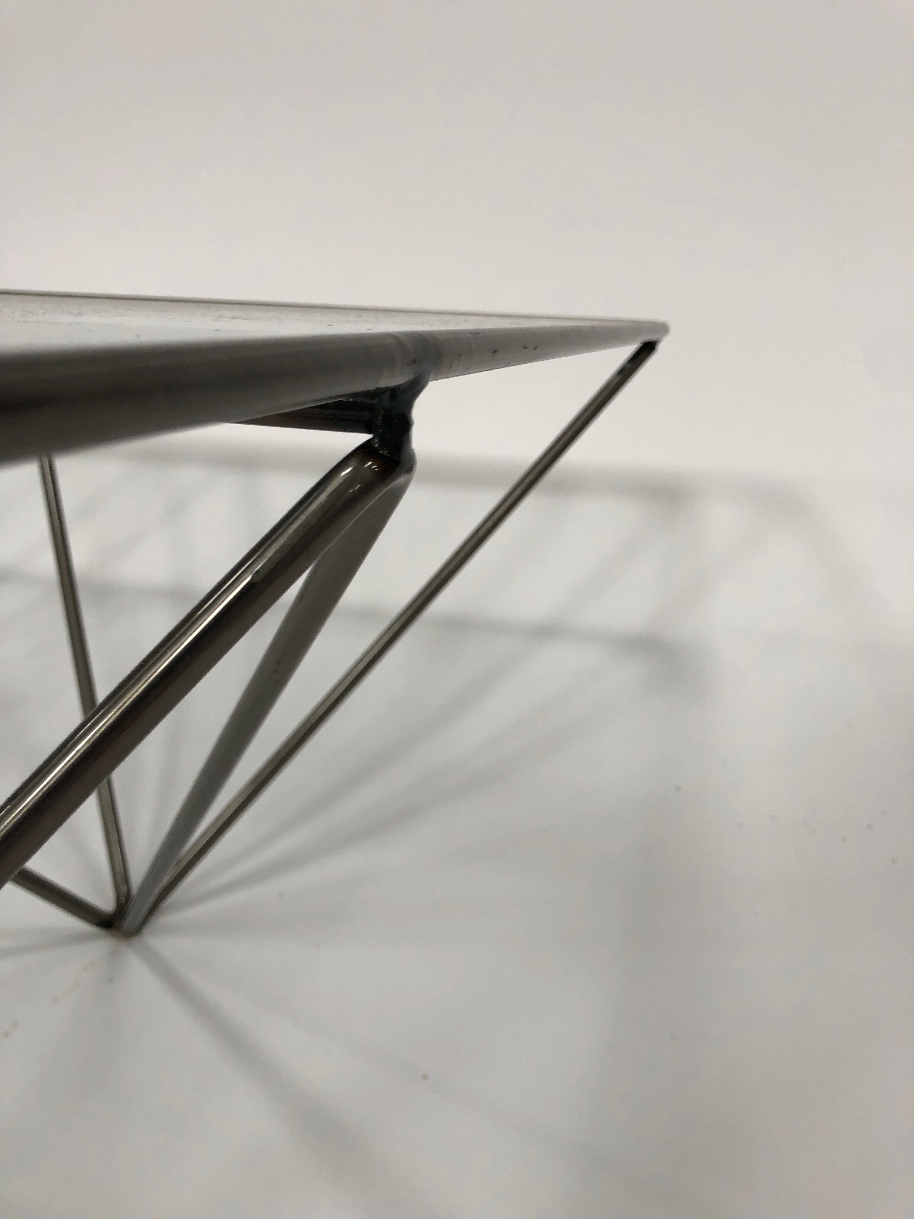 Table low vintage 60s/70s design steel wire