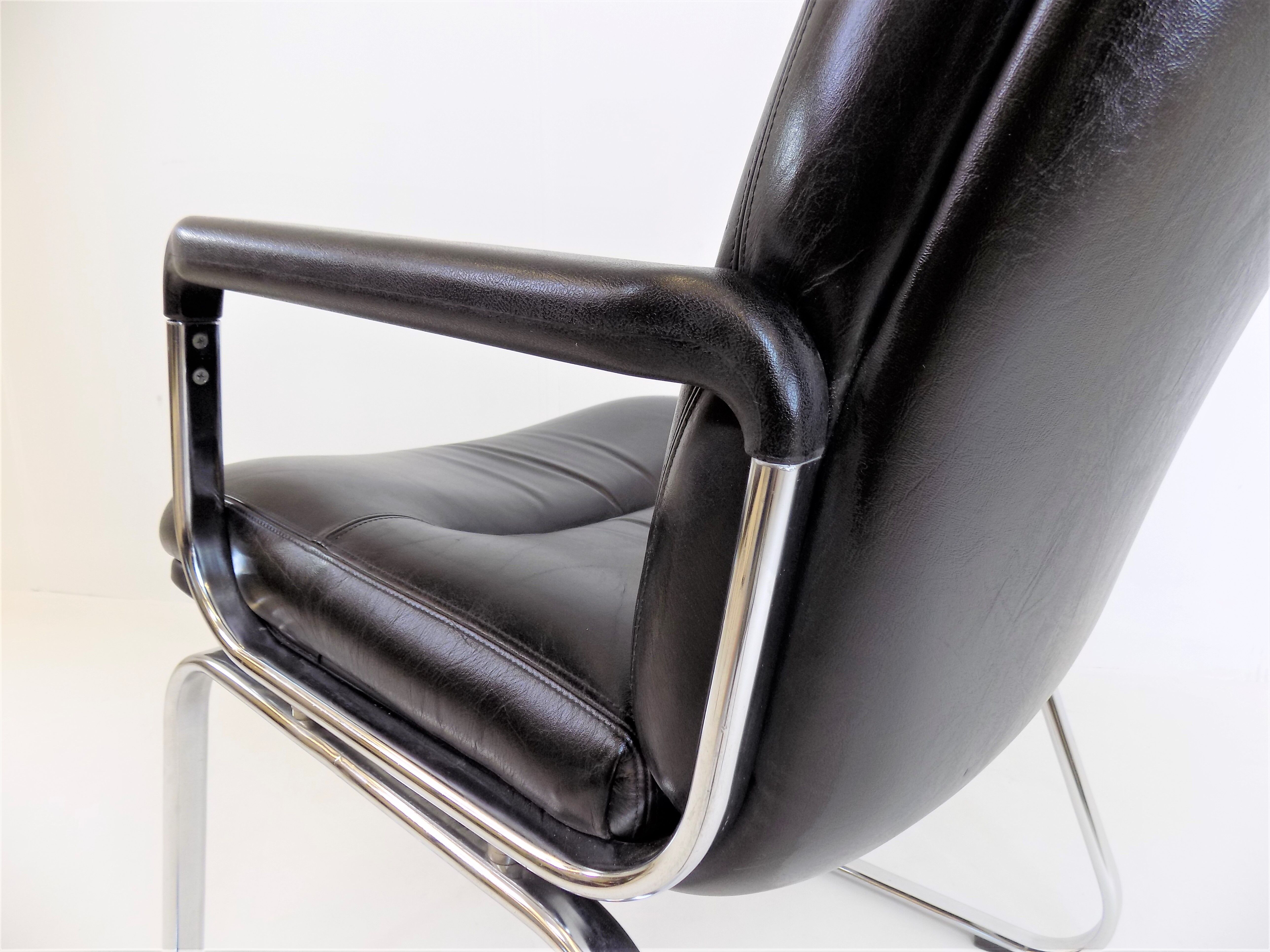 Set of 4 leather office chairs by Grahl