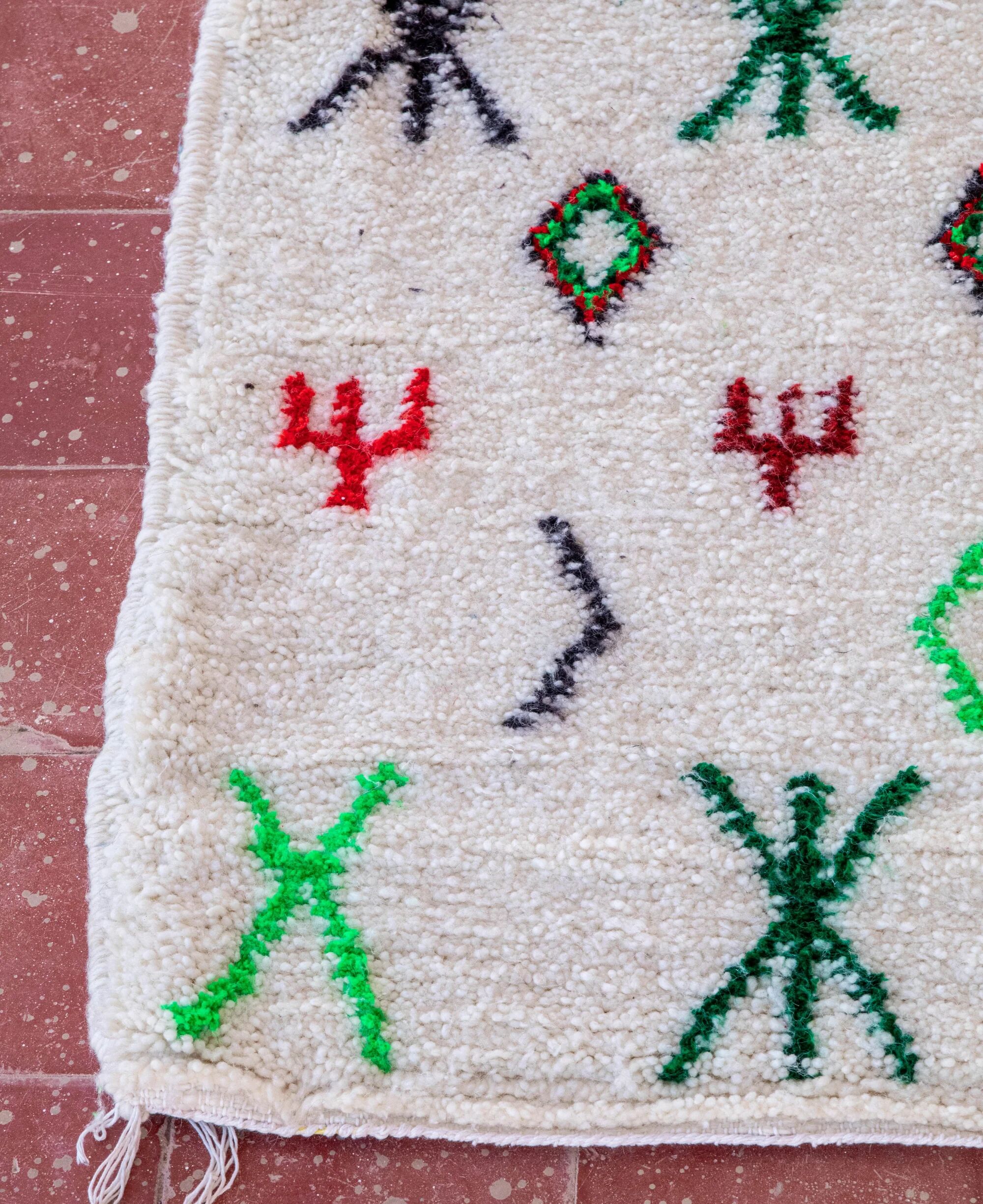 Moroccan Berber rug Beni Ourain 1X1.5 cm