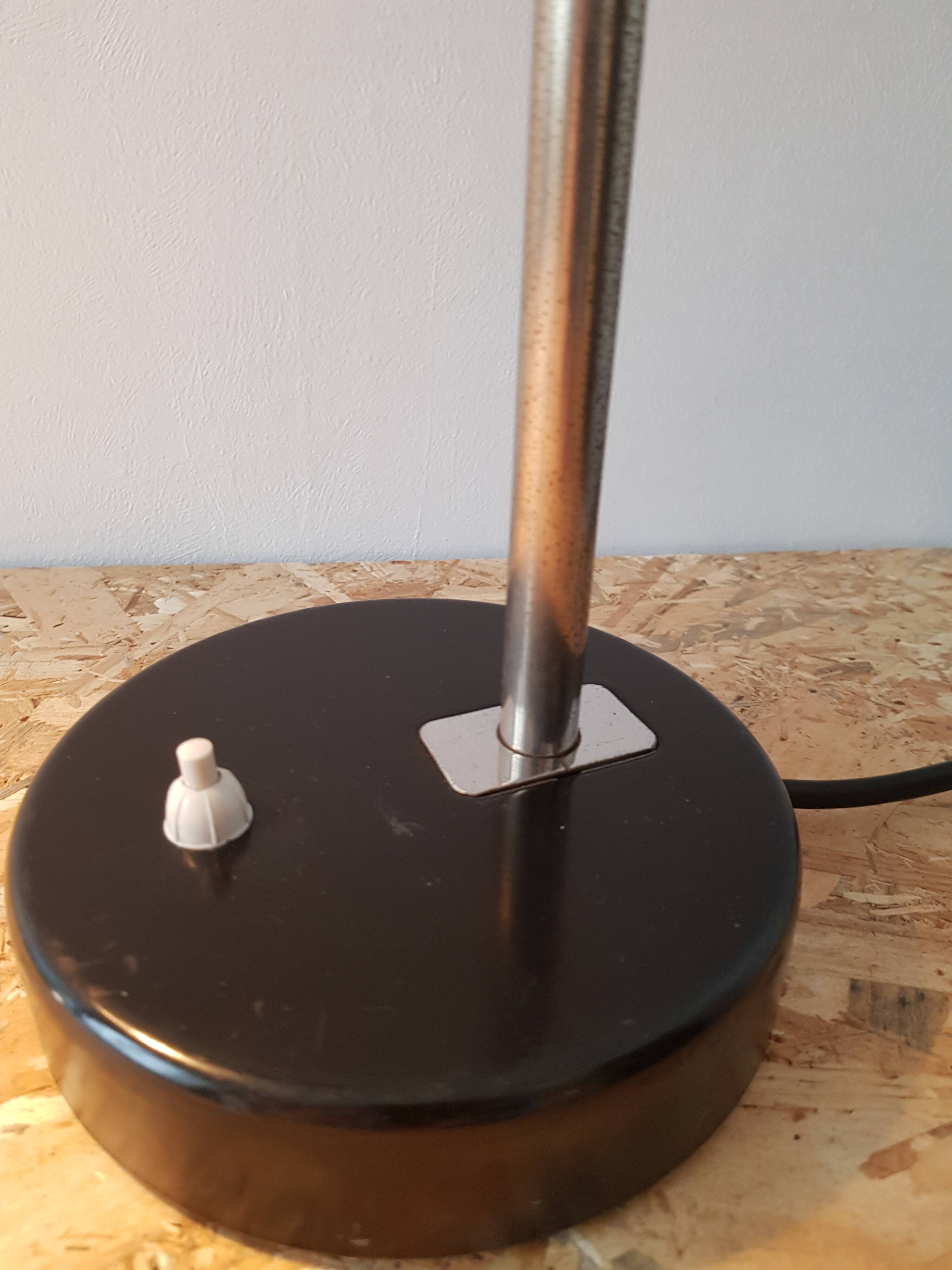 DLG Jumo desk lamp