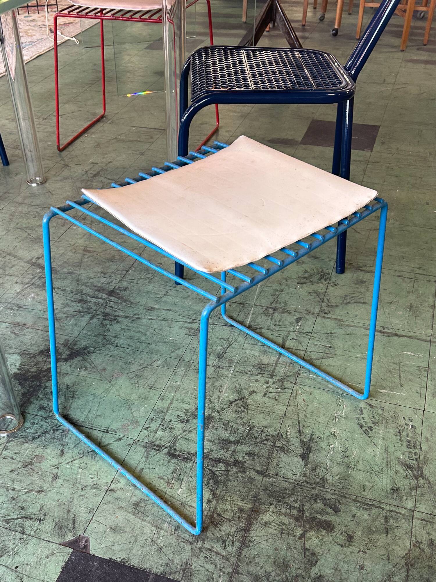 Set of Atelier A stools model 554