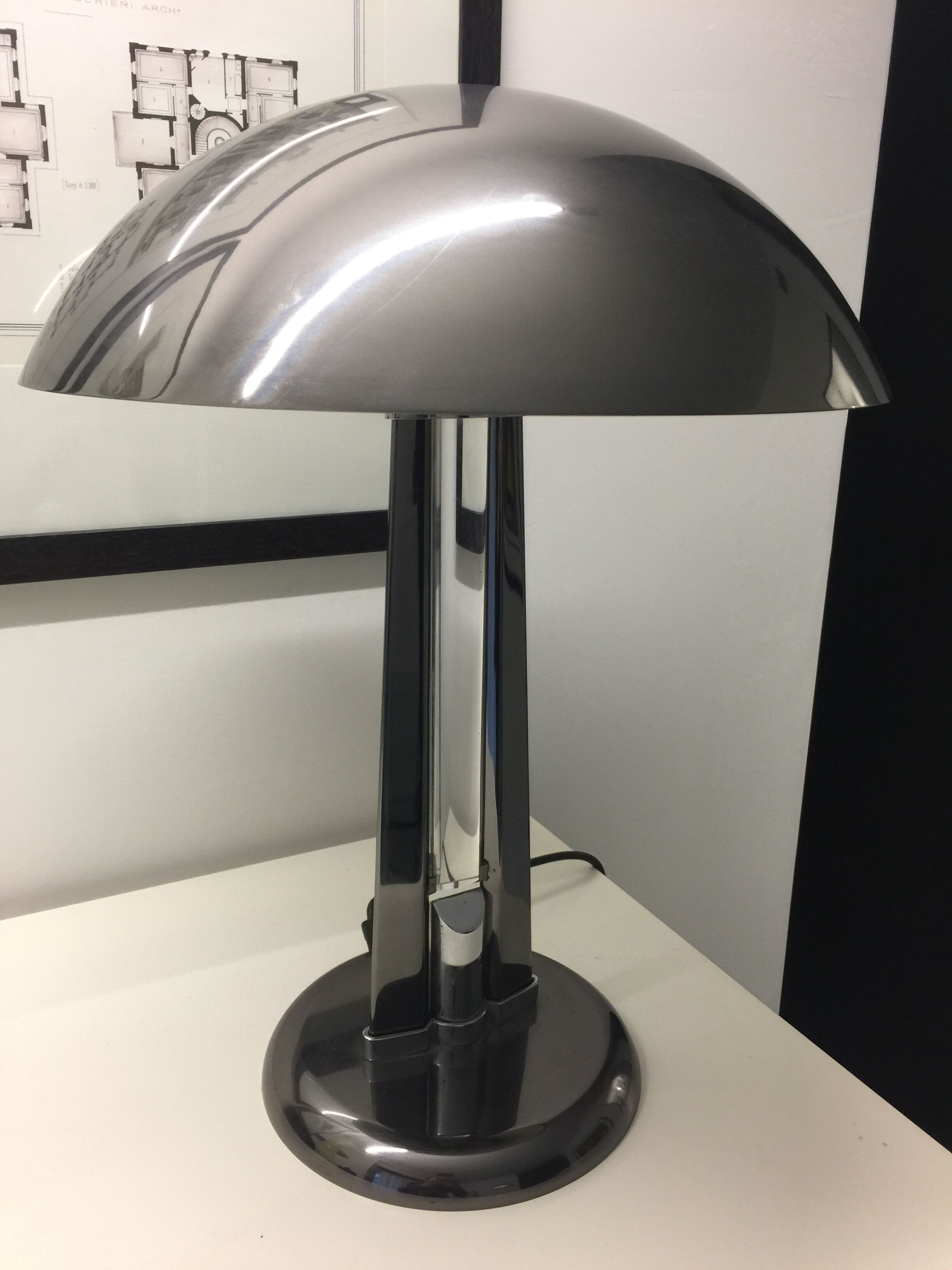 Rare Signed Italian vintage table lamp by Oscar Torlasco for Stilkronen. 1970s