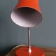 Lampe de bureau flexible années 70 orange