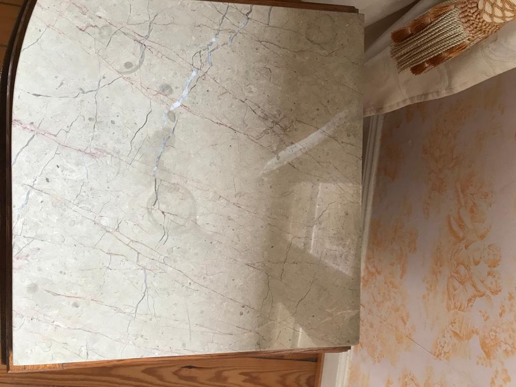 Set of 2 art deco-style bedside tables