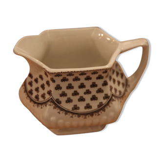 Milk pot in English earthenware