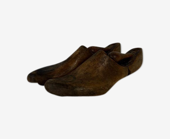 Pair of antique shoe dressers
