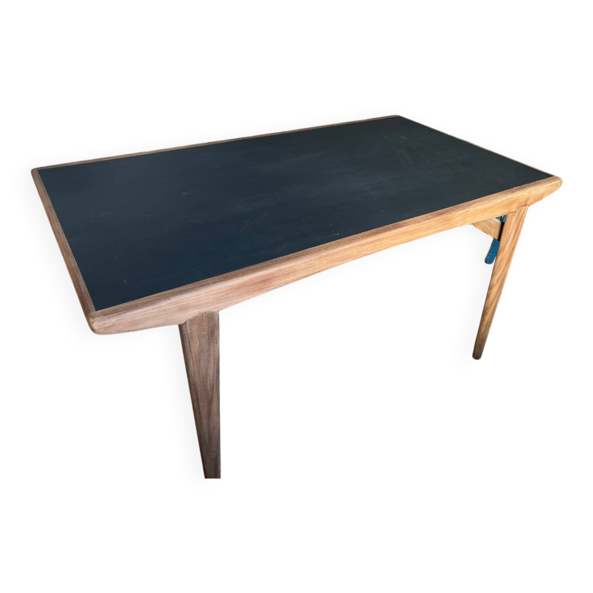 Multifunctional table