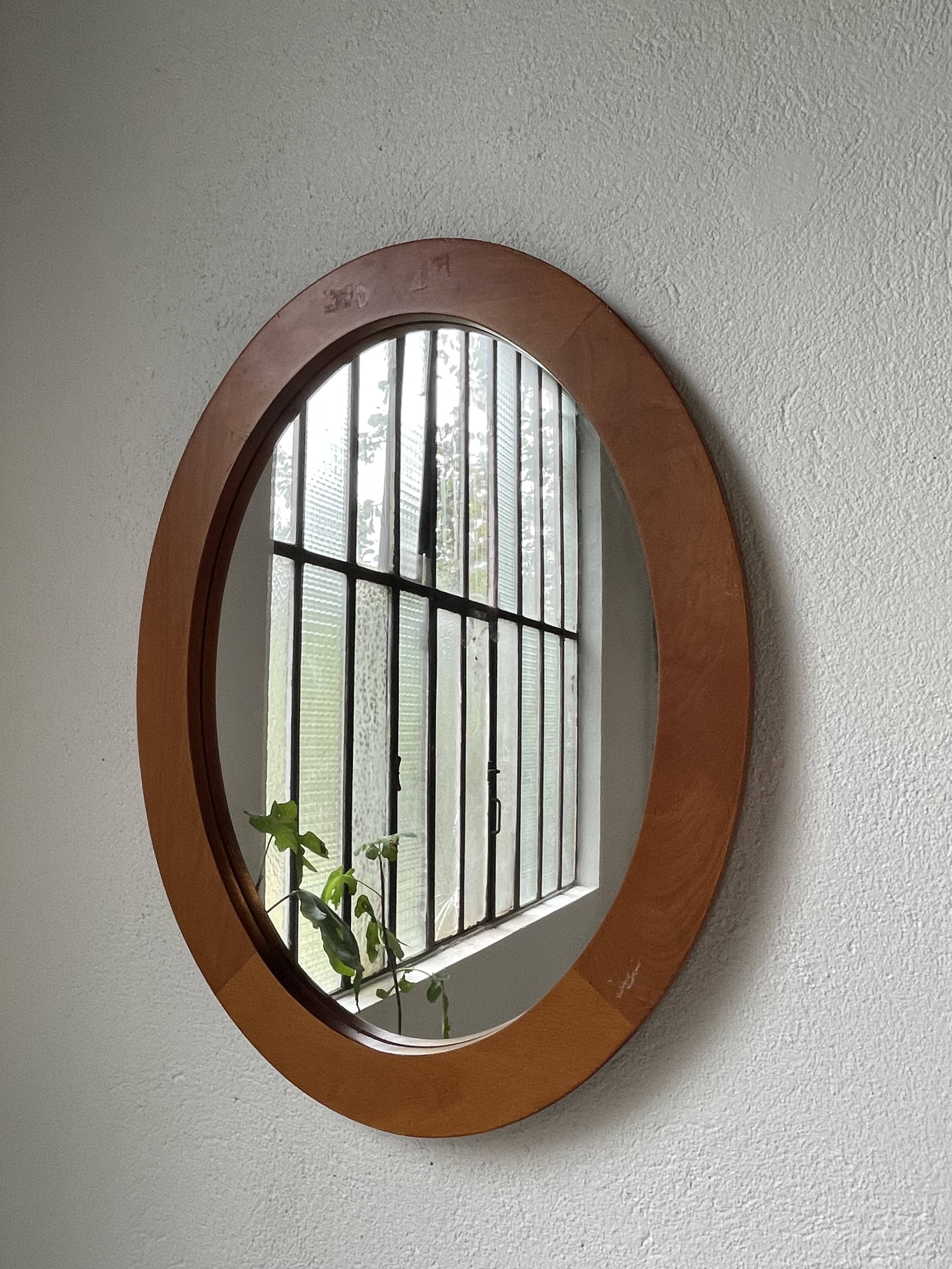 Oval cherry mirror