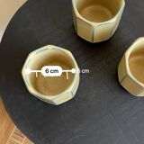 Trio de tasses à facettes en grès – Artisanat vintage beige & bleu gris
