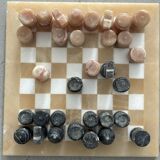 Jeux d'échec en marbre beige et noir