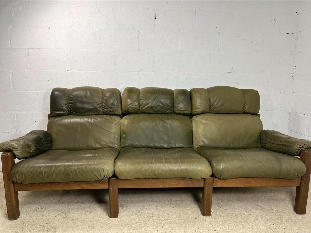 Vintage leather seat