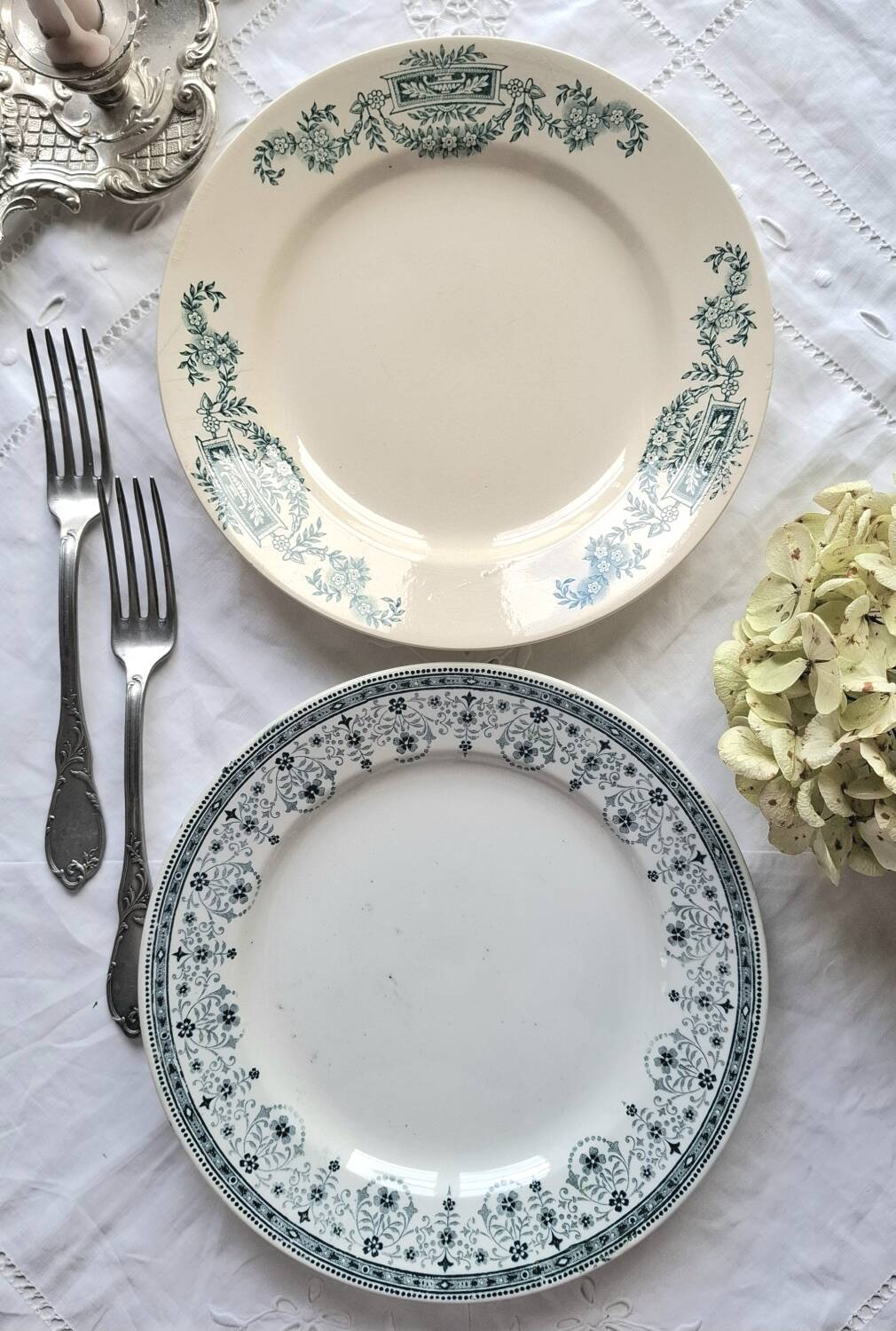 Mismatched old flat plates in iron earthenware