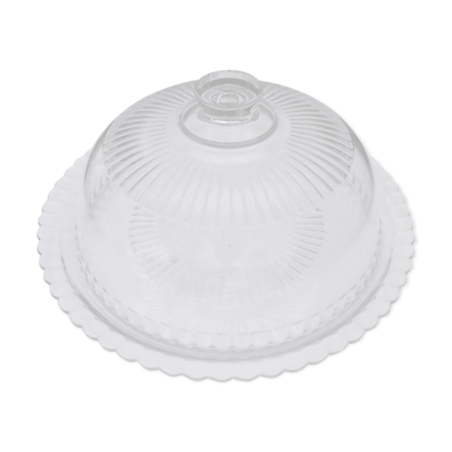 Dish with its Arcoroc plate.