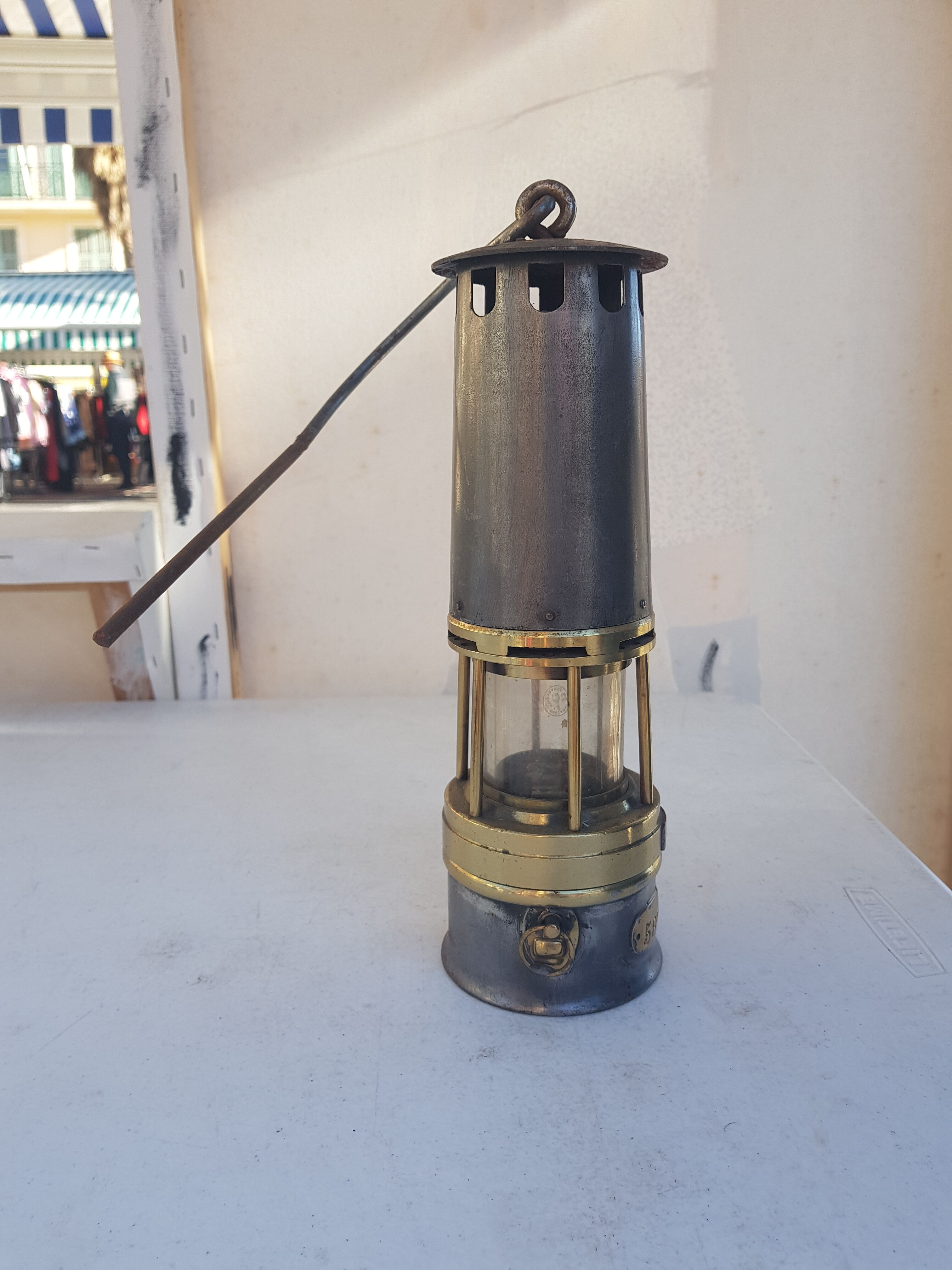 Miner's lamp