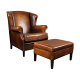 Armchair + sheepskin pouf