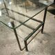 Table basse double plateaux en acier et bronze ainsi que verre