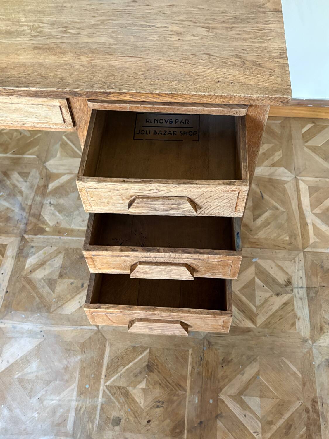 American desk in raw wood