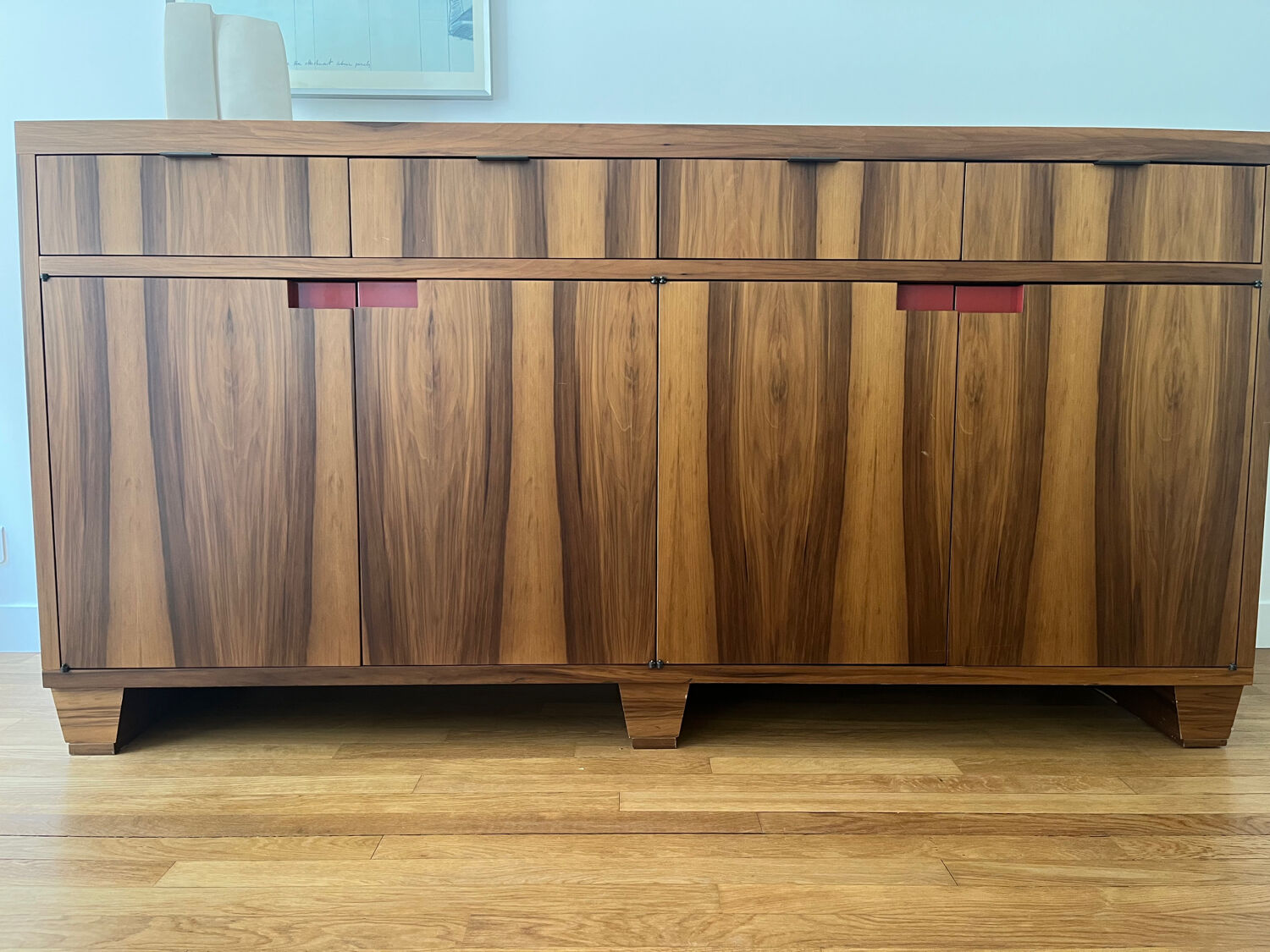 Buffet of very fine quality