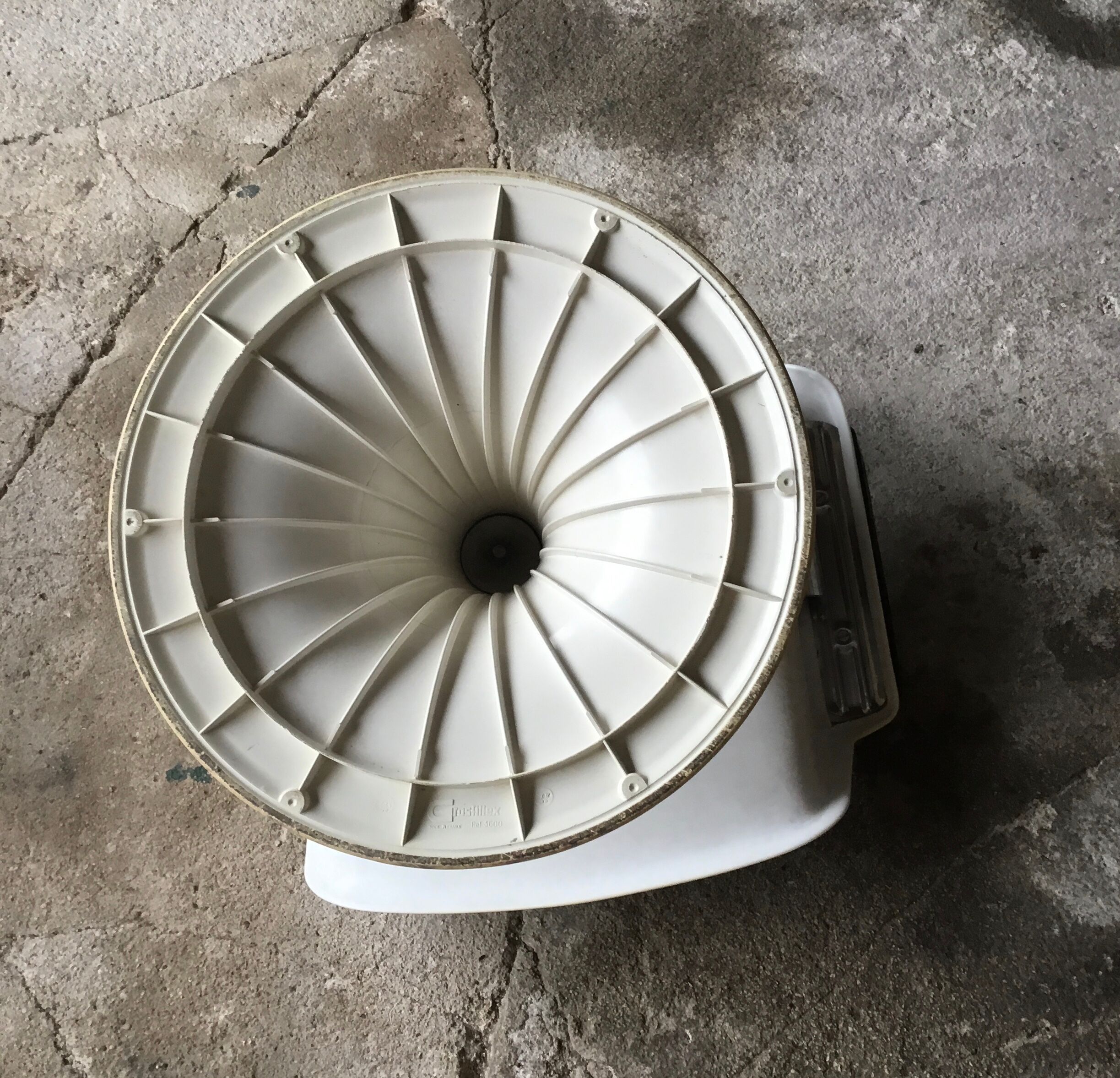 Fauteuil Albert Jacob pieds tulipe pour Grosfillex, 1970