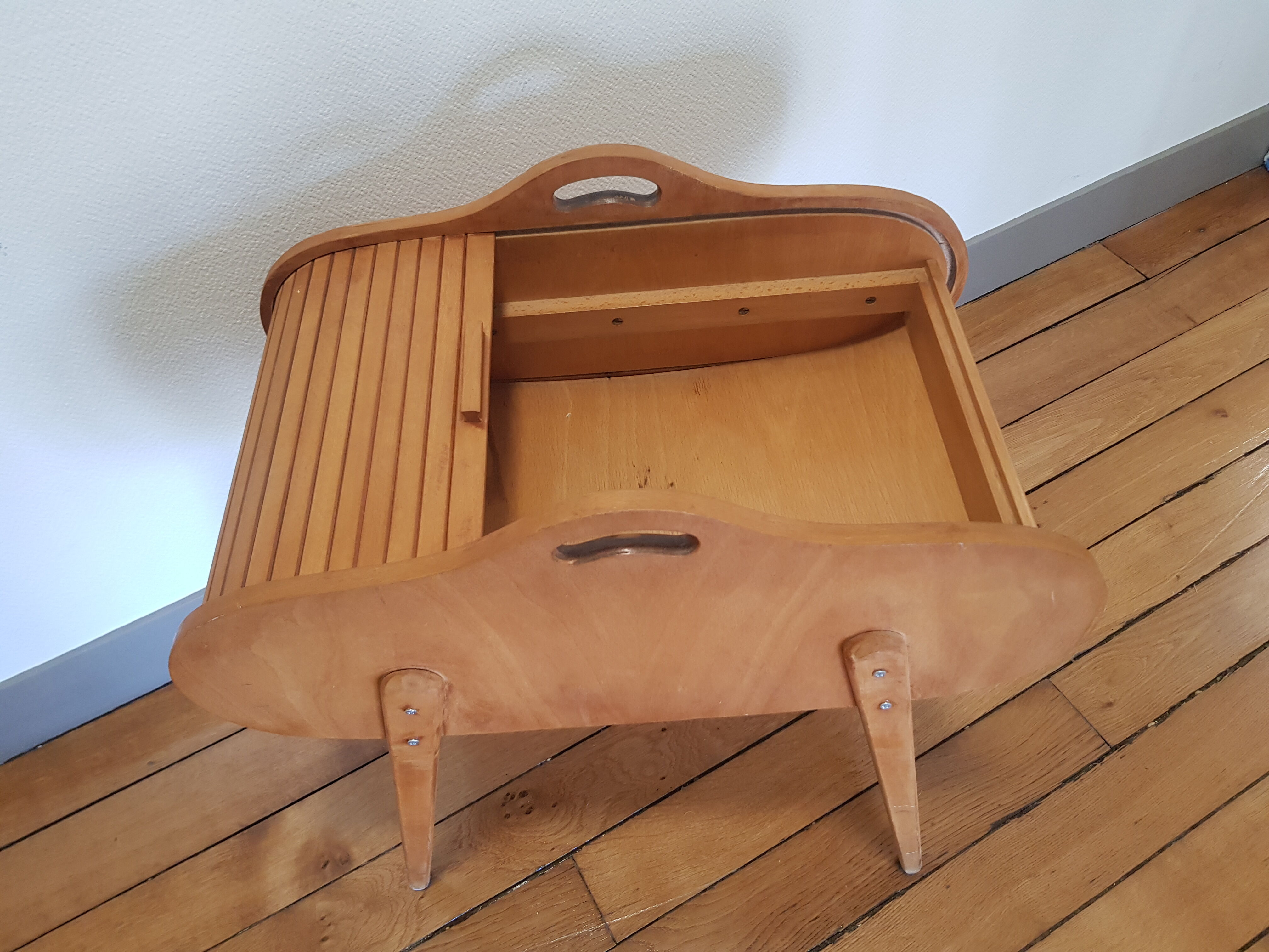 Worker/sewing box year 50