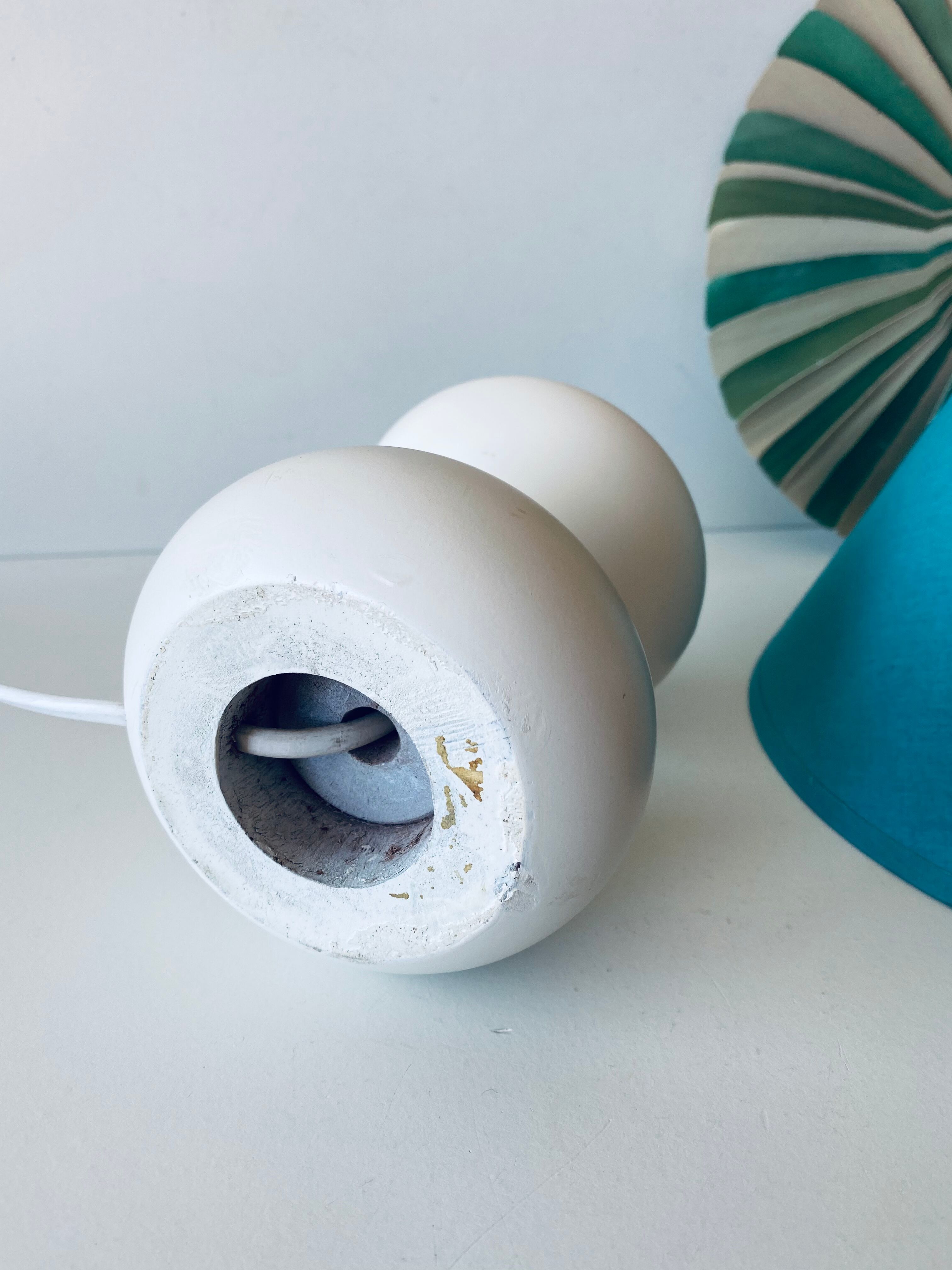 Vintage lamp shape diabolo