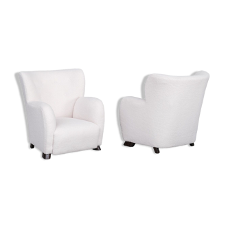 Paire de fauteuils blancs bouclés danois, milieu de siècle